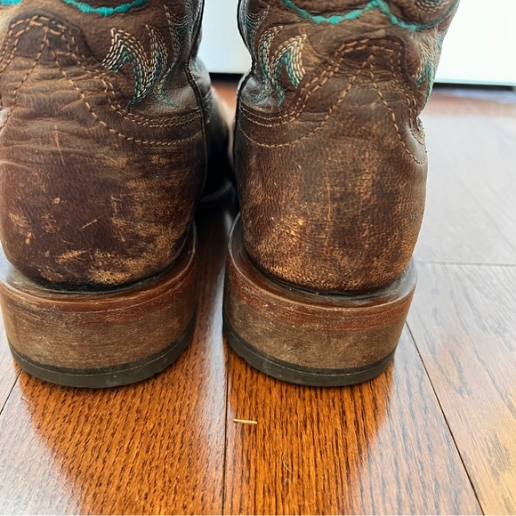 Ariat Distressed Leather Western Cowboy Boots Turquoise Stitching Womens 7B Boho - Picture 4 of 16